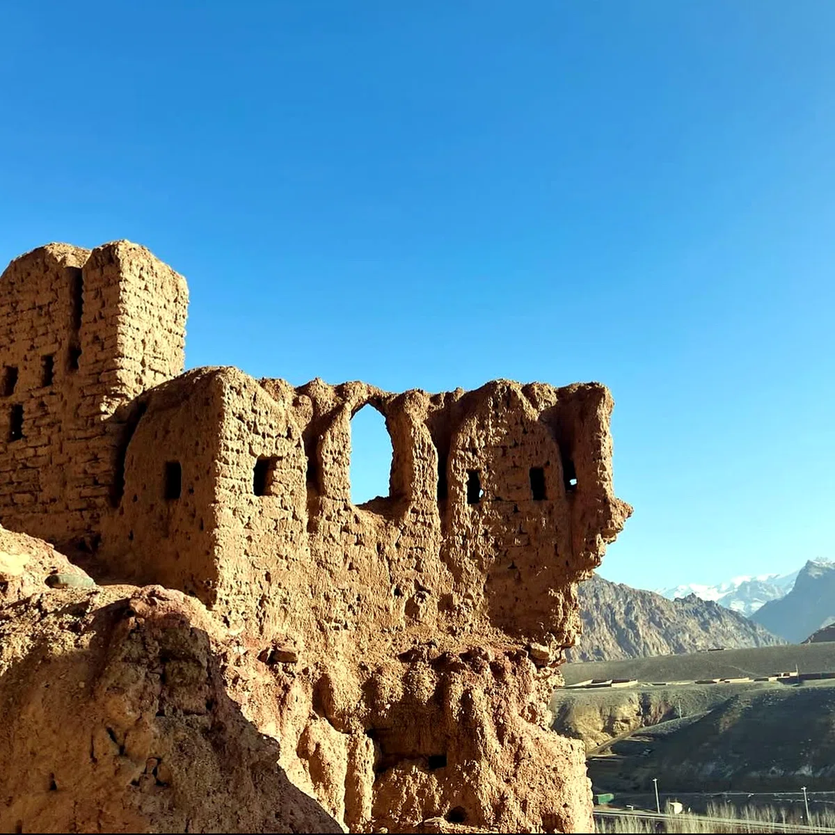 Shahr-e-Zohak — view 3
