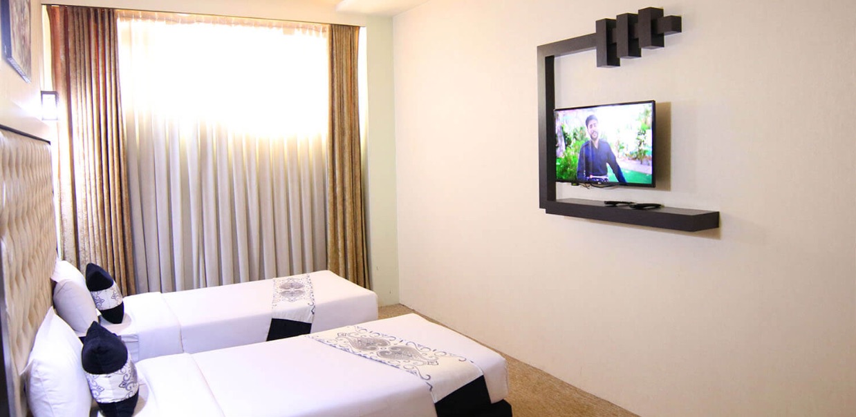 Sadaf Hotel room