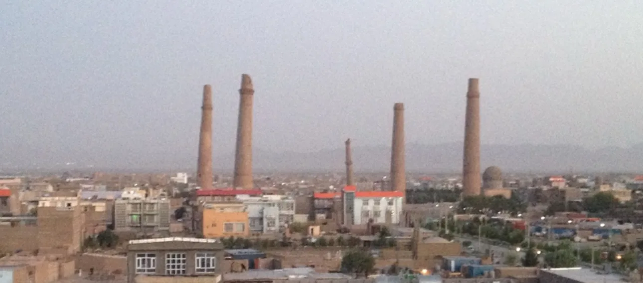 The Glassblowers of Herat & Saffron Tea — view 7
